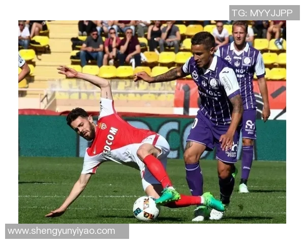 布尔格与格勒诺布尔的激烈对决揭示法乙联赛新动态