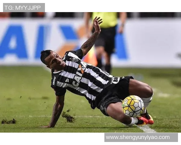 芬洛与维迪斯的激烈对决揭示了荷甲联赛的竞争魅力与球队实力的较量