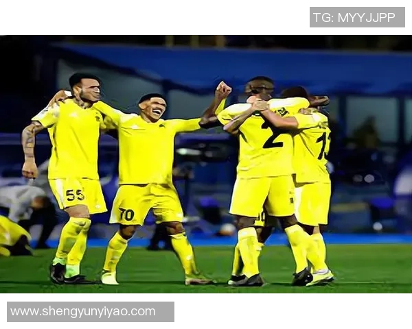 谢里夫与瓦路尔的精彩对决揭示足球战术与团队协作的较量 谢里夫与瓦路尔的精彩对决揭示足球战术与团队协作的较量