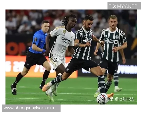 2013年欧冠经典对决曼联与皇马的巅峰对抗回顾与分析