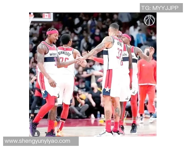 勇士与奇才激战回顾精彩瞬间集锦展现篮球魅力与团队合作精神