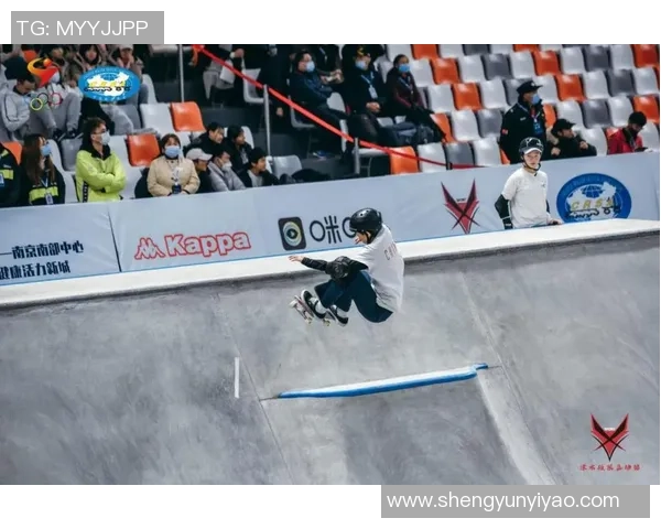 滑板精神：深入杭州滑板队的默契与协作之旅